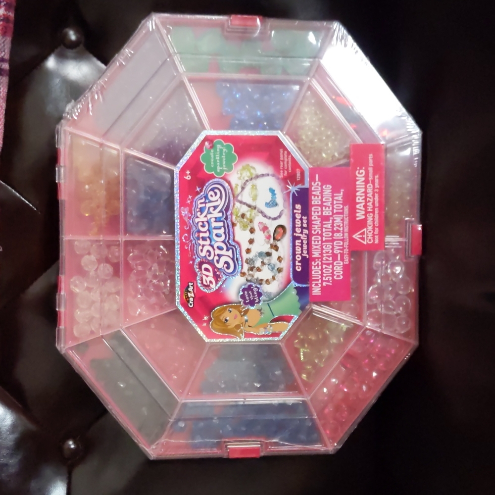 Brand New 3D Stick and Sparkle Jewelry Set
